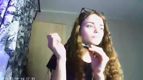 Sophie and my bestie Mandy    online show from February 8, 2025, 6:01 pm