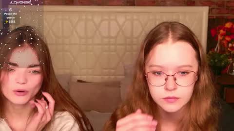 Sophie and my bestie Mandy    online show from November 23, 2025, 1:11 pm