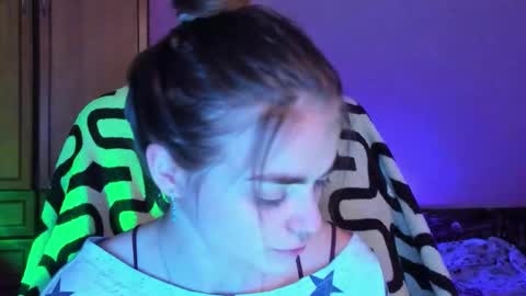 Sophie and my bestie Mandy    online show from January 9, 2026, 1:03 pm