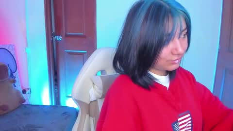 Snapshot of sophievv chatting on February 2, 2026, 7:01 pm Sophie online show from February 2, 2026, 7:01 pm