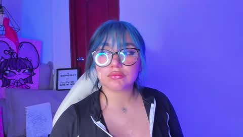 Snapshot of sophievv chatting on February 5, 2026, 10:25 pm Sophie online show from February 5, 2026, 10:25 pm