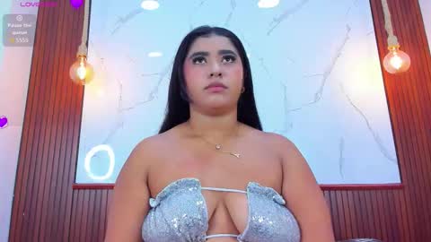 Snapshot of sophiia_77 chatting on February 13, 2026, 12:23 pm Sophii online show from February 13, 2026, 12:23 pm