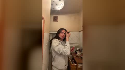 SophiaStar online show from January 7, 2026, 6:43 pm