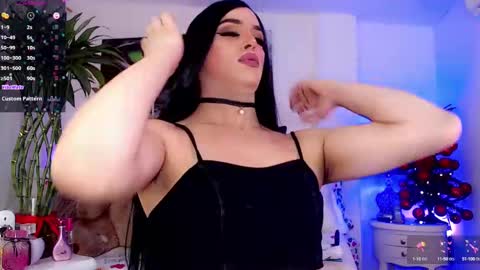 Snapshot of sophiieesweet chatting on December 24, 2024, 5:55 pm Sophie Sweet online show from December 24, 2024, 5:55 pm