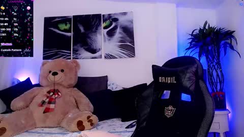 Snapshot of sophiieesweet chatting on February 1, 2025, 7:57 am Sophie Sweet online show from February 1, 2025, 7:57 am