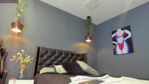 Sophie Taylor online show from January 20, 2025, 11:10 pm