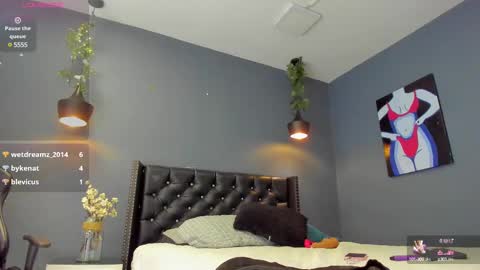 Sophie Taylor online show from February 12, 2025, 2:56 am