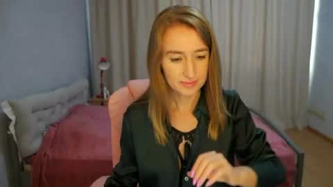 Sophi online show from June 14, 2026, 11:56 am