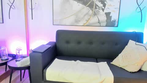 Sophi online show from February 28, 2026, 11:22 am