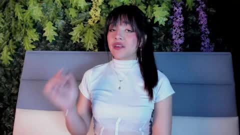 Snapshot of sophy_smilesweet chatting on January 28, 2025, 2:42 pm SOPHY ROGERS online show from January 28, 2025, 2:42 pm