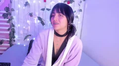 Snapshot of sophy_smilesweet chatting on January 31, 2025, 11:46 am SOPHY ROGERS online show from January 31, 2025, 11:46 am