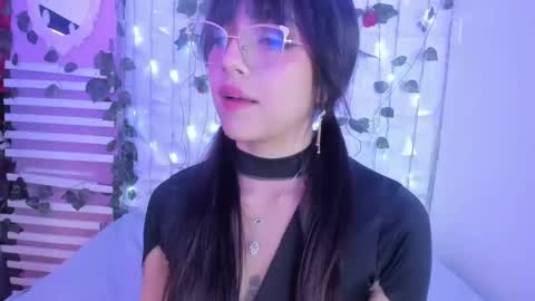 Snapshot of sophy_smilesweet chatting on January 31, 2025, 6:03 pm SOPHY ROGERS online show from January 31, 2025, 6:03 pm