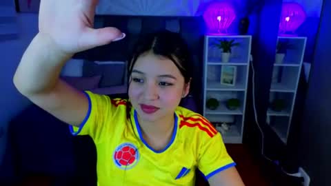 Sophy  online show from June 19, 2026, 6:29 am