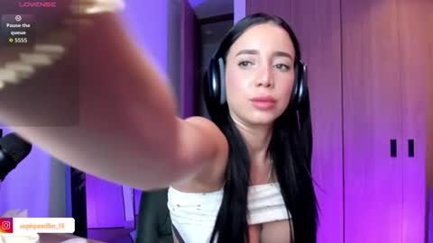 Snapshot of sophyamiller_15 chatting on October 12, 2025, 2:43 am Sophy online show from October 12, 2025, 2:43 am