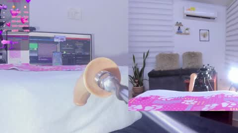 Soraya Davis online show from January 24, 2025, 3:34 pm