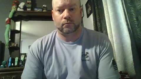 soro00421 online show from May 6, 2026, 4:01 pm