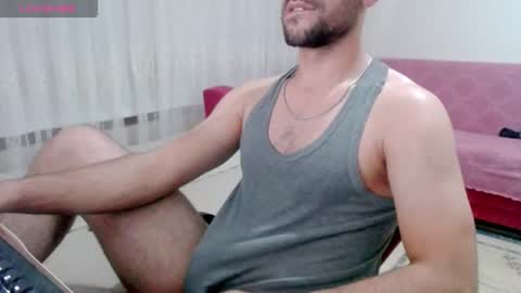 luis online show from October 2, 2025, 9:33 pm