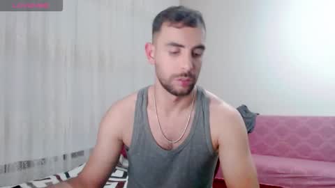 luis online show from November 21, 2025, 8:51 pm