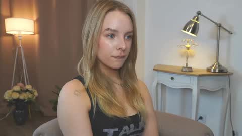 Anna online show from April 3, 2026, 1:53 pm