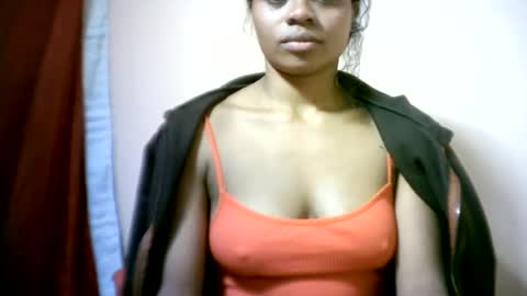 Snapshot of sourayaa chatting on June 25, 2026, 5:39 pm sourayaa online show from June 25, 2026, 5:39 pm