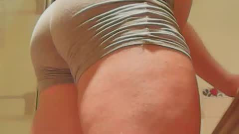 soveryhandsome online show from January 6, 2025, 9:08 am