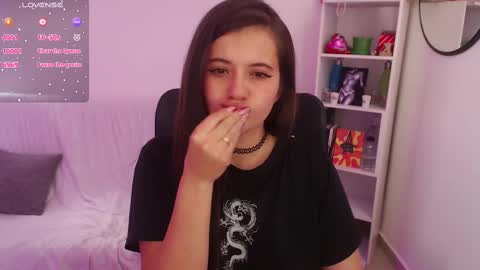 Snapshot of soy_abbyy chatting on March 12, 2025, 7:49 pm Abby online show from March 12, 2025, 7:49 pm