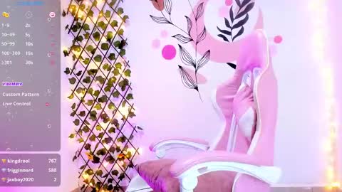 Snapshot of soy_alice chatting on March 7, 2025, 5:40 am Alicia PVT OPEN online show from March 7, 2025, 5:40 am