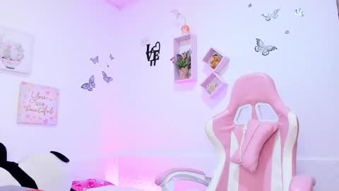 Snapshot of soy_alice chatting on September 11, 2025, 3:17 am Alicia PVT OPEN online show from September 11, 2025, 3:17 am