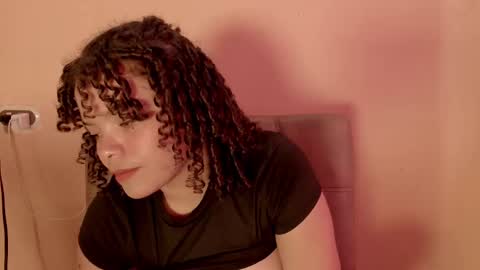 Snapshot of soy_jacky18 chatting on February 27, 2025, 5:15 pm Jacky online show from February 27, 2025, 5:15 pm