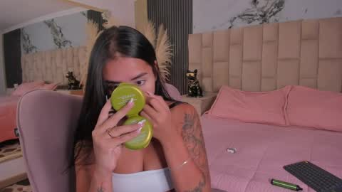 Camila Ortiz online show from April 1, 2026, 9:23 pm