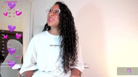 Juliana online show from October 1, 2025, 11:11 pm