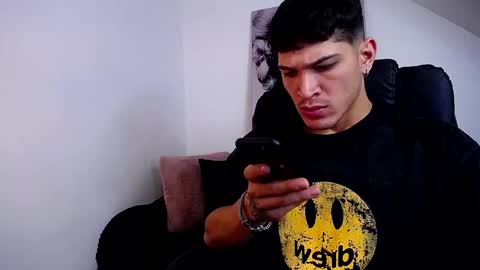 RayDimarco  independent model online show from December 27, 2024, 6:20 pm