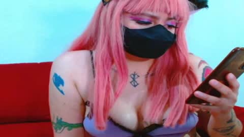 Rouxy online show from January 8, 2025, 3:19 am