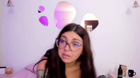 Snapshot of soysamicita_ chatting on February 14, 2025, 1:13 am Sami Diaz online show from February 14, 2025, 1:13 am