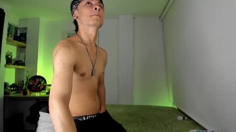 Snapshot of soytae chatting on December 17, 2024, 11:49 pm soytae online show from December 17, 2024, 11:49 pm