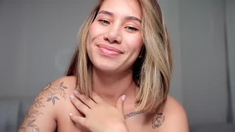 brisa  s online show from December 2, 2024, 1:25 am