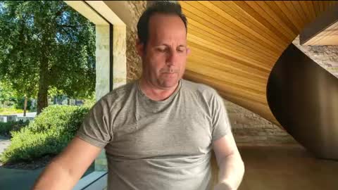 Snapshot of spa_eng chatting on April 24, 2026, 3:03 pm SPA ENG online show from April 24, 2026, 3:03 pm