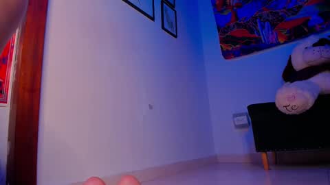 Val online show from February 12, 2025, 8:38 am