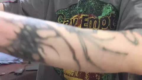 Roxy online show from November 9, 2025, 5:55 pm