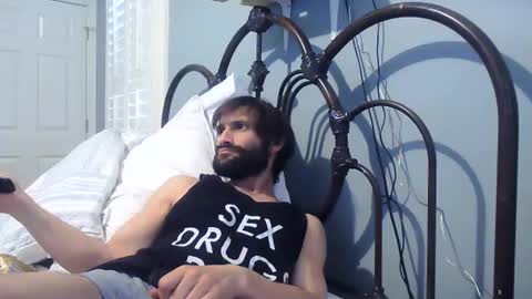 Snapshot of spacecase843 chatting on February 2, 2025, 10:17 pm TrndSettrz online show from February 2, 2025, 10:17 pm