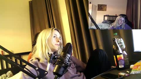 Spacegirl online show from December 24, 2024, 4:30 pm