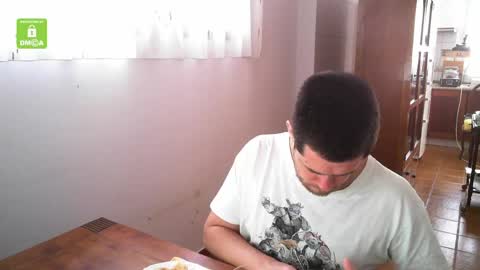 Snapshot of spanishboytenerife chatting on April 19, 2026, 11:53 am spanish online show from April 19, 2026, 11:53 am