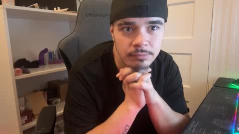 Snapshot of spanishcouple4255 chatting on November 23, 2025, 4:40 pm spanishcouple4255 online show from November 23, 2025, 4:40 pm