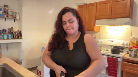 Snapshot of spanishcouple4255 chatting on December 4, 2025, 8:39 pm spanishcouple4255 online show from December 4, 2025, 8:39 pm