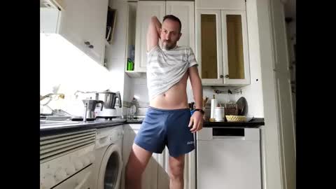 Manu  online show from February 21, 2026, 2:34 am