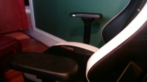 spankkmereddd online show from October 6, 2025, 10:29 pm