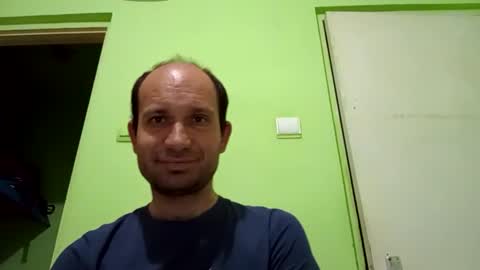 Snaiky online show from April 15, 2026, 9:15 pm