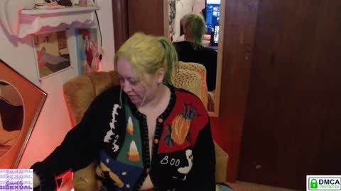 sparklybisexual online show from October 25, 2025, 11:43 pm