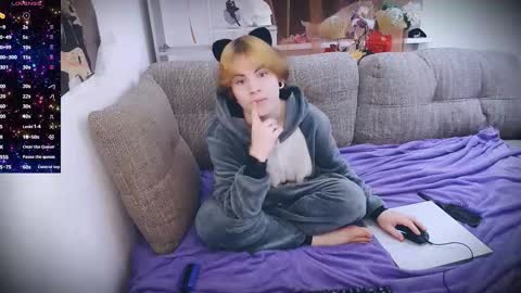 Snapshot of sparkyferret chatting on November 22, 2025, 1:26 am sparkyferret online show from November 22, 2025, 1:26 am