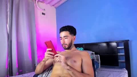 Isaac online show from October 17, 2025, 5:37 pm